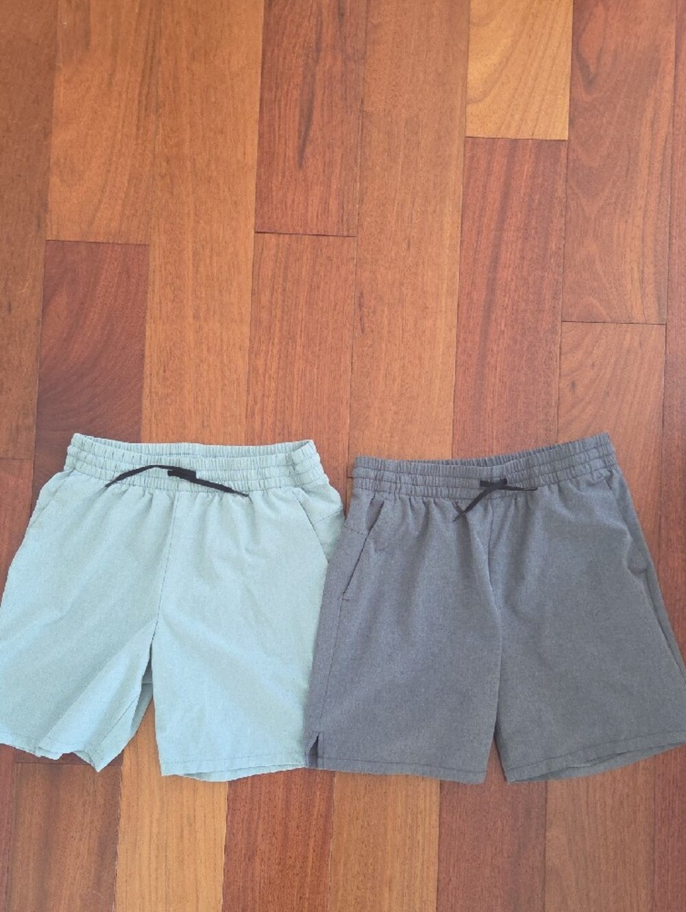 Cat & Jack and Old Navy 4-Pack Pull-On Shorts in Blue, Green, and Gray Sz 10/ 12 - Picture 6 of 10